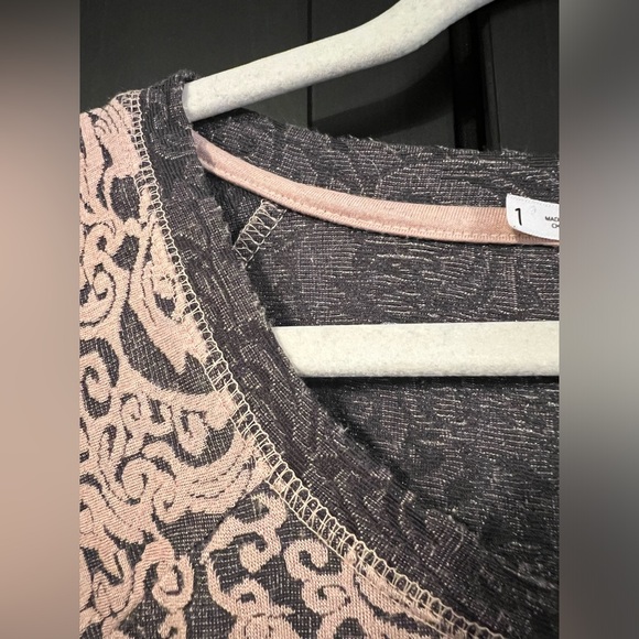 Maurice’s Long Sleeve Paisley Design Top - Picture 3 of 7